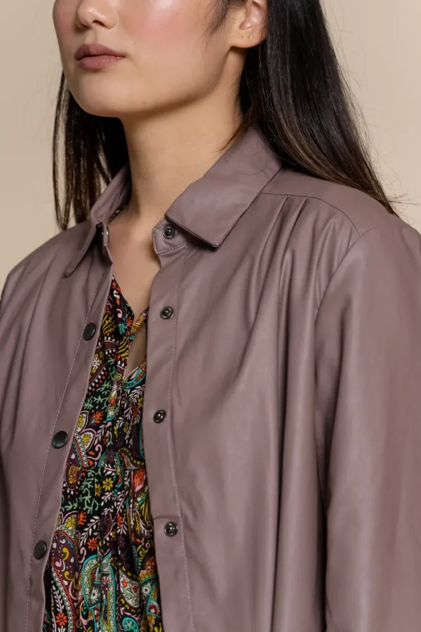 Vrouwen Geisha Fashion Geisha Pu Doorknoop Blouse 03857-19 Sand